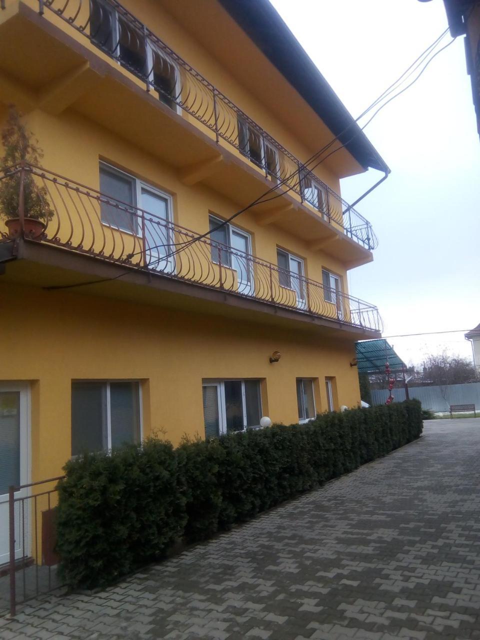 Casa Aurora Hotel Turda Exterior photo